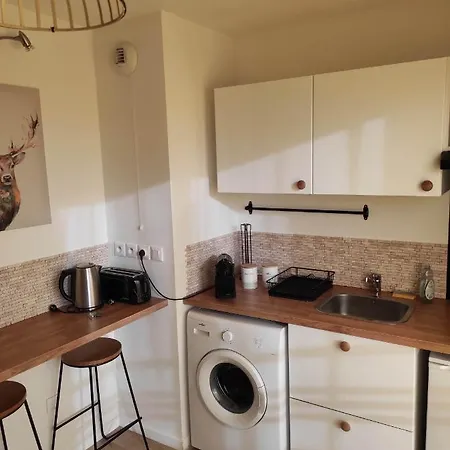 So Stud * קורביל-אסונס